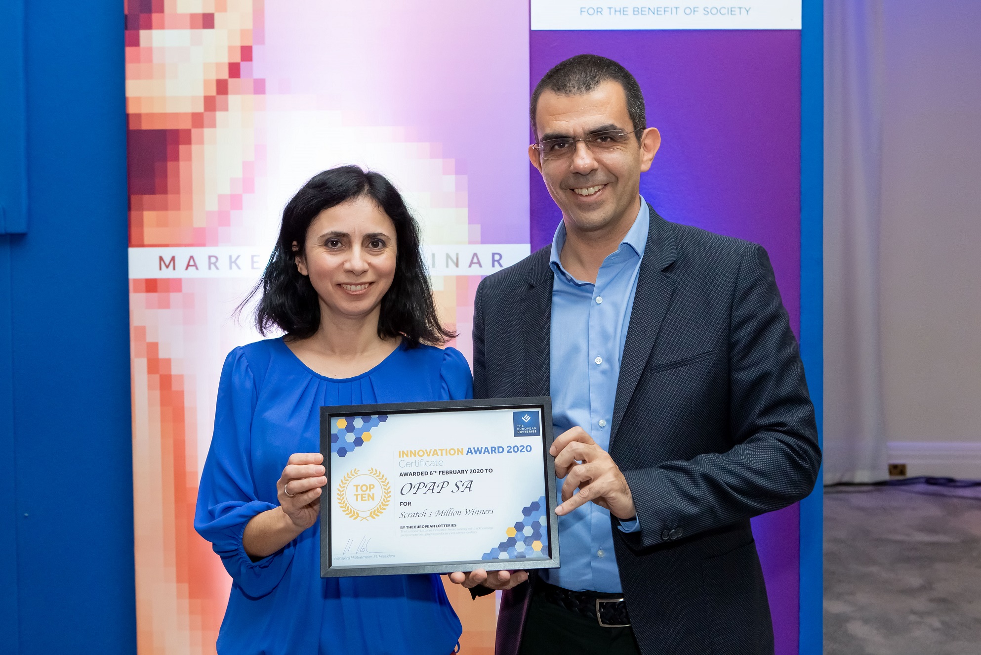 Άσπα Τοπαλίδου, Hellenic Lotteries Director και Φώτης Ζησιμόπουλος, Gaming Team Director του ΟΠΑΠ Άσπα Τοπαλίδου, Hellenic Lotteries Director και Φώτης Ζησιμόπουλος, Gaming Team Director του ΟΠΑΠ