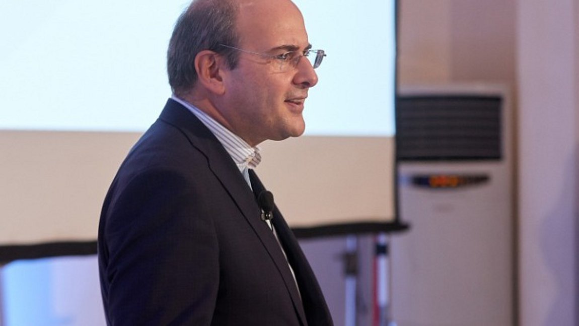 Χατζηδάκης: Ξεμπλοκάρουν οι οικοδομικές άδειες από τα Συμβούλια Αρχιτεκτονικής