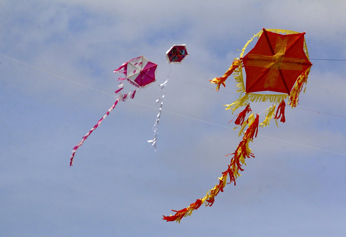 Καθαρά Δευτέρα: «Προσοχή στους χαρταετούς» συνιστά ο ΔΕΔΔΗΕ