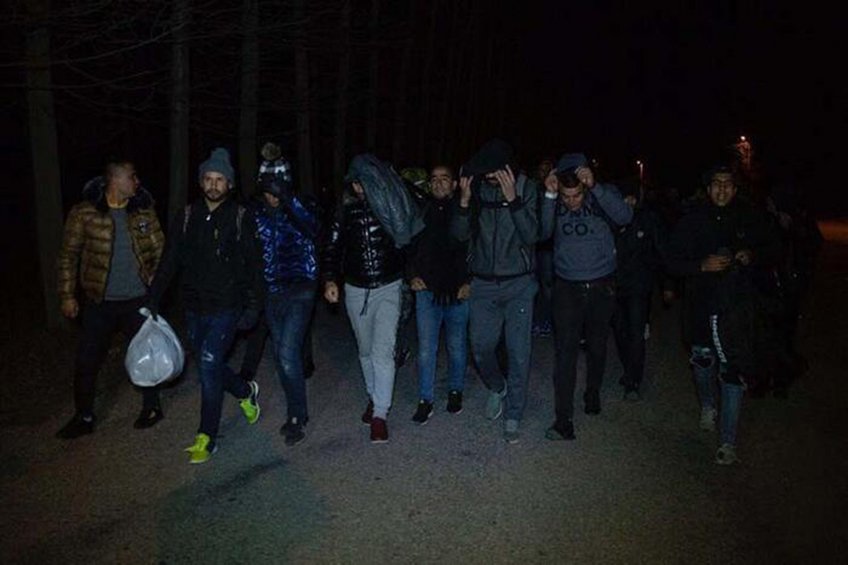 Τουρκία: Με λεωφορεία στέλνει τους μετανάστες στα σύνορα με την Ελλάδα