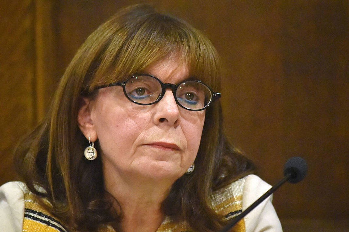 Συλλυπητήριο μήνυμα Σακελλαροπούλου για τον τραγικό θάνατο του αλεξιπτωτιστή