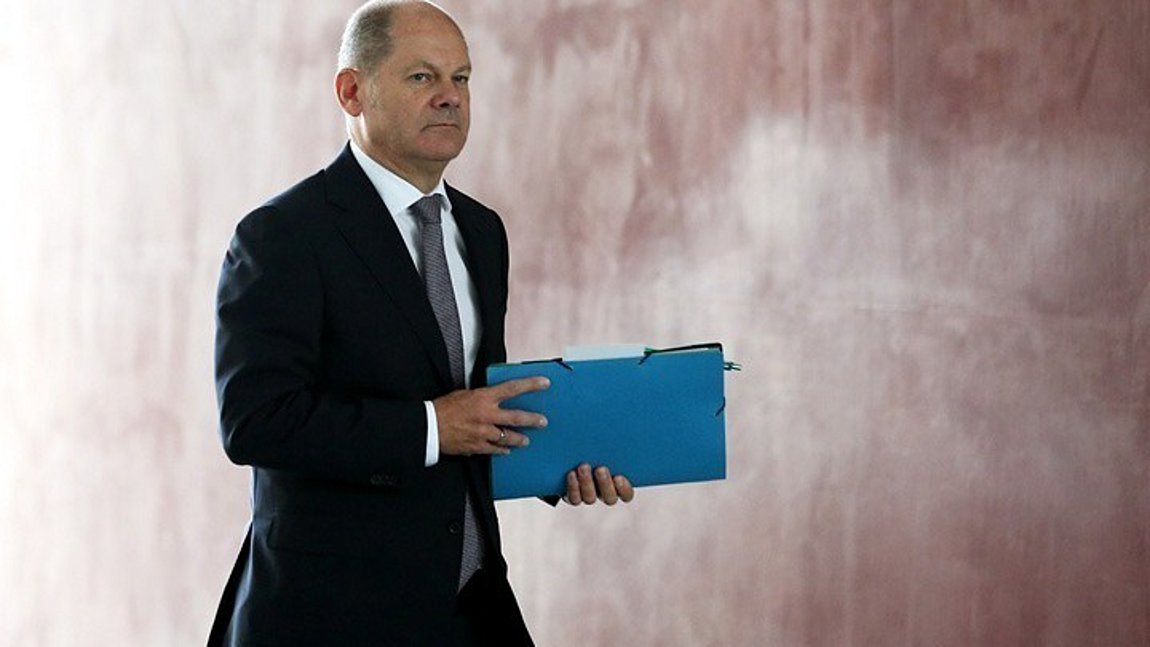 Σολτς: Παραμένει πρόκληση ο ισοσκελισμένος προϋπολογισμός για τα επόμενα χρόνια