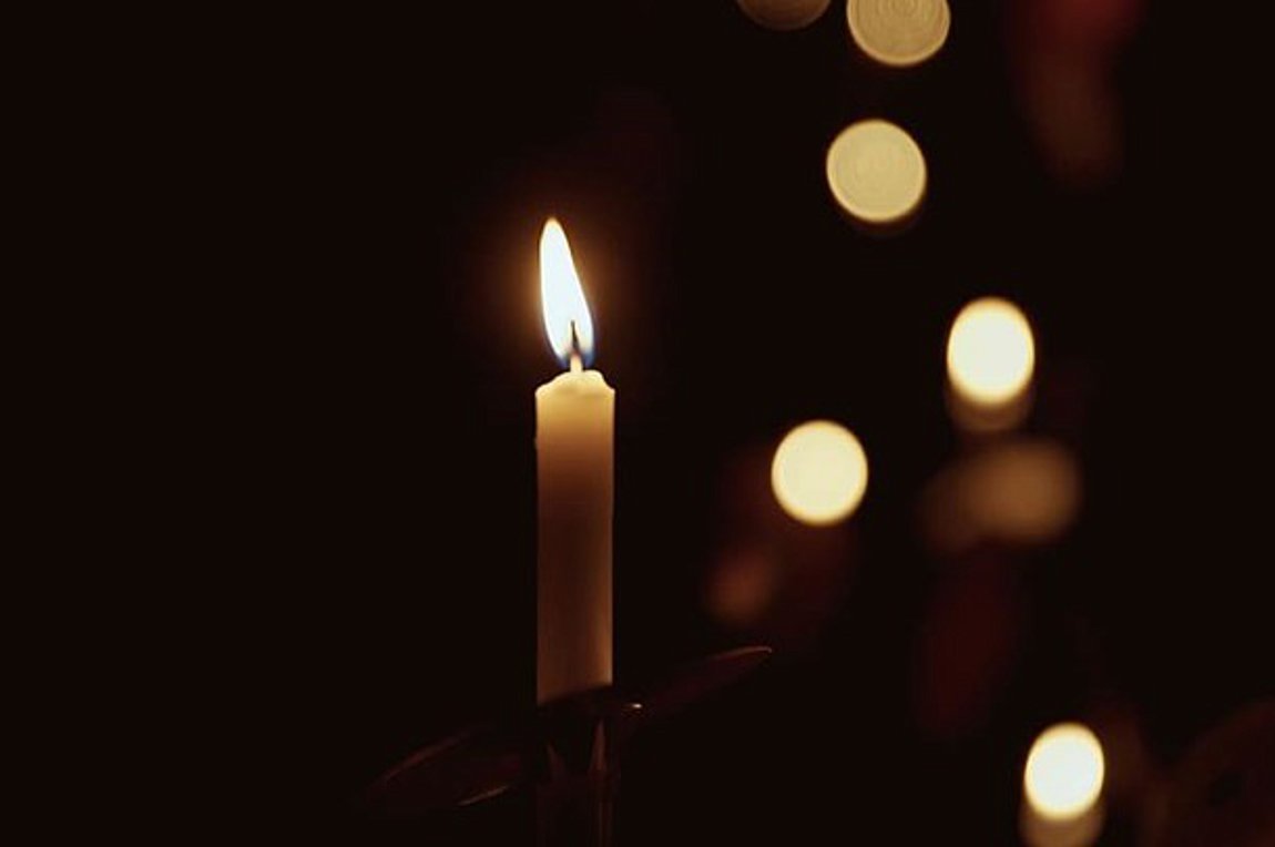 Χριστός Ανέστη και Χρόνια Πολλά από το Real.gr