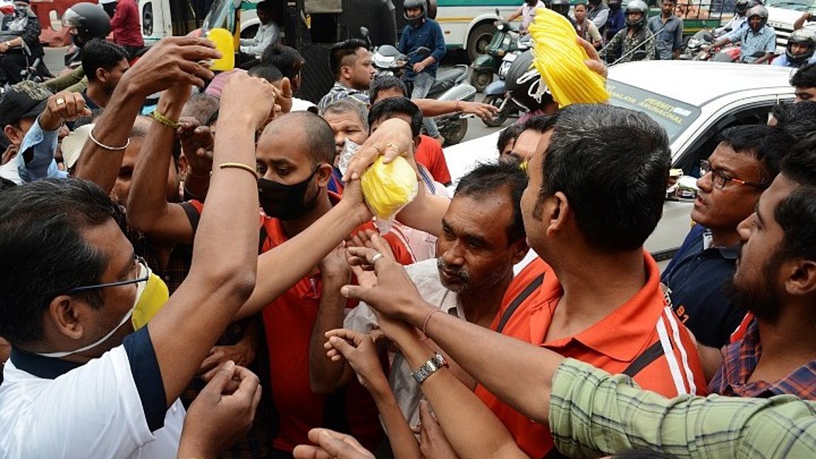 Ινδία: Ο αριθμός των θανάτων από τον κορωνοϊό ανήλθε σε 480