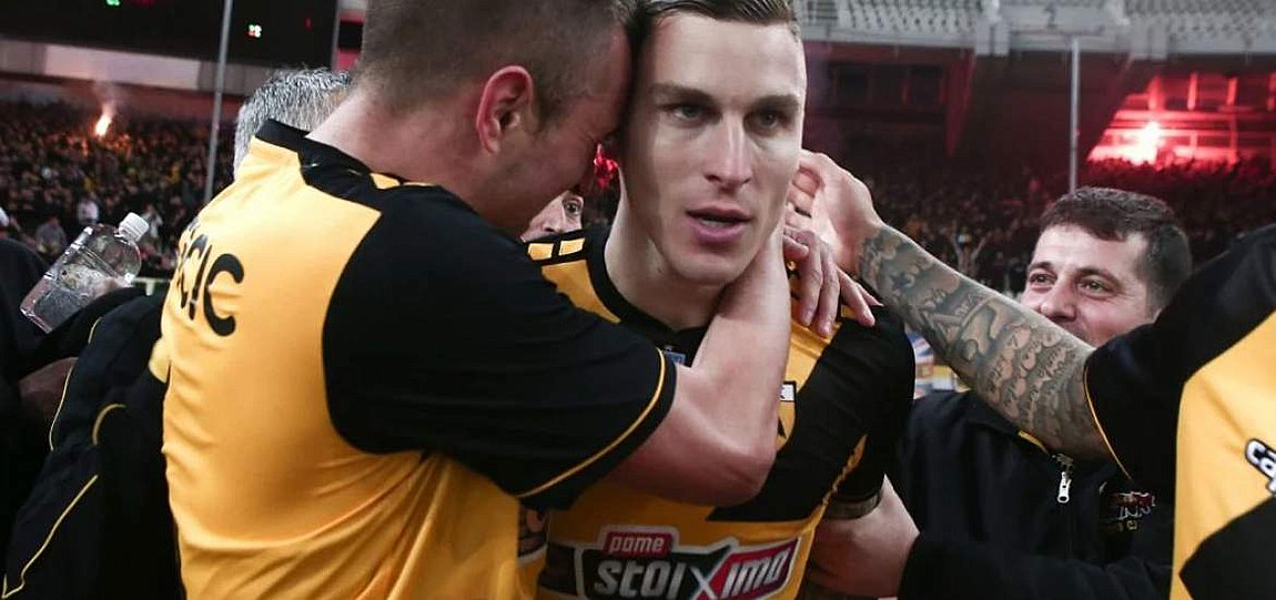 Ξεκαθαρίζει το μέλλον του Βράνιες στην ΑΕΚ – Τι αναφέρουν στο Βέλγιο