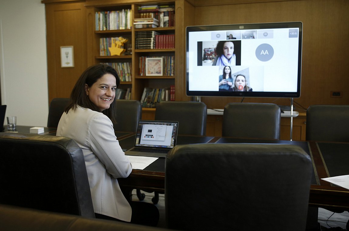 Κεραμέως: Ξεκινούν μέσα στον Ιούνιο οι Πανελλαδικές εξετάσεις