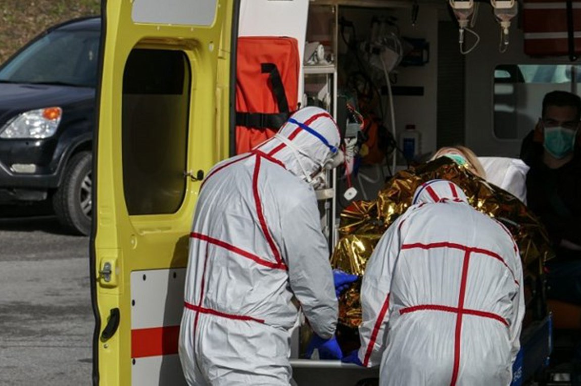 Κορωνοϊός: Κατέληξε 83χρονος στο ΝΙΜΤΣ – Στους 143 οι νεκροί στην Ελλάδα