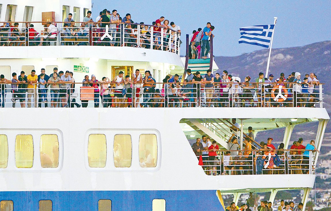 Πλωτά κέντρα φιλοξενίας στα νησιά!