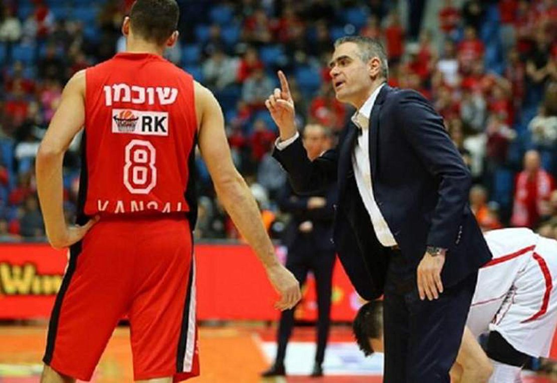 Ανανέωσε με την Χάποελ Τελ Αβίβ ο Καστρίτης