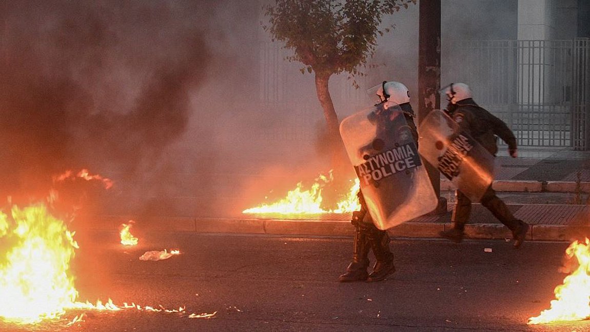 Δίωξη για πλημμελήματα στους πέντε συλληφθέντες για τα επεισόδια στην αμερικανική πρεσβεία