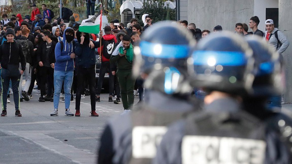 Γαλλία: Μέτρα κατά της αστυνομικής βίας