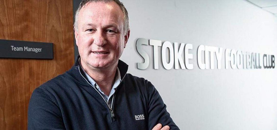 Θετικός στον κορωνοϊό ο προπονητής της Στόουκ