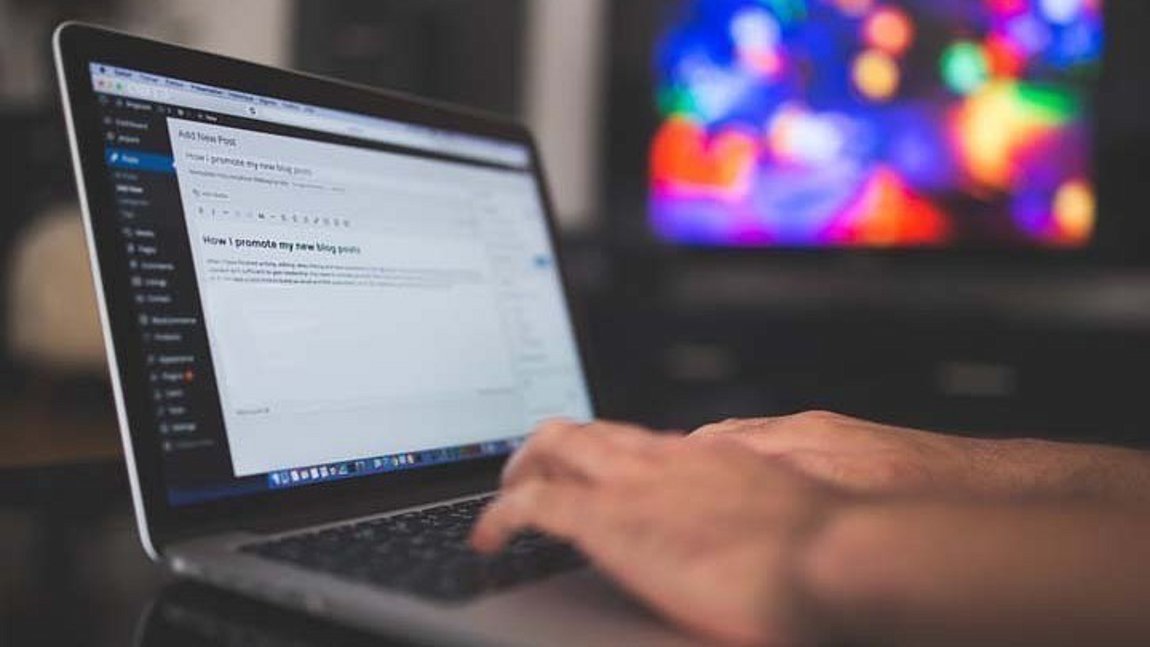 Οι Έλληνες στρέφονται στις ευρυζωνικές συνδέσεις υπερυψηλών ταχυτήτων