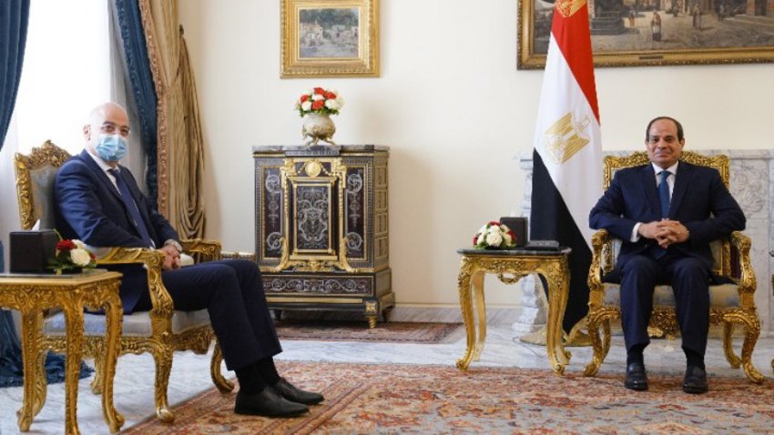Η αιγυπτιακή προεδρία και το ΥΠΕΞ της χώρας για την επίσκεψη Δένδια στο Κάιρο - Το μήνυμα στην Τουρκία