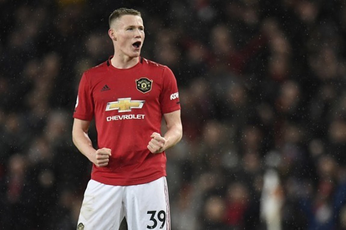 Νέο συμβόλαιο της Μάντσεστερ Γιουνάιτεντ στον ΜακΤόμινεϊ