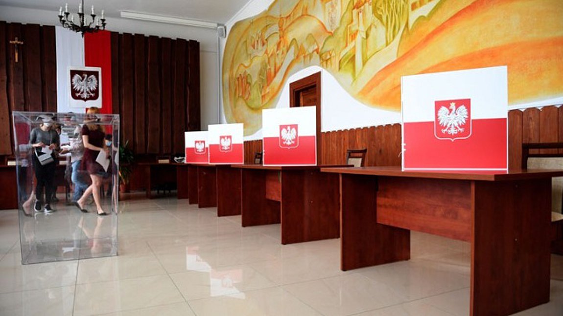 Στις κάλπες σήμερα οι Πολωνοί για τον πρώτο γύρο των προεδρικών εκλογών