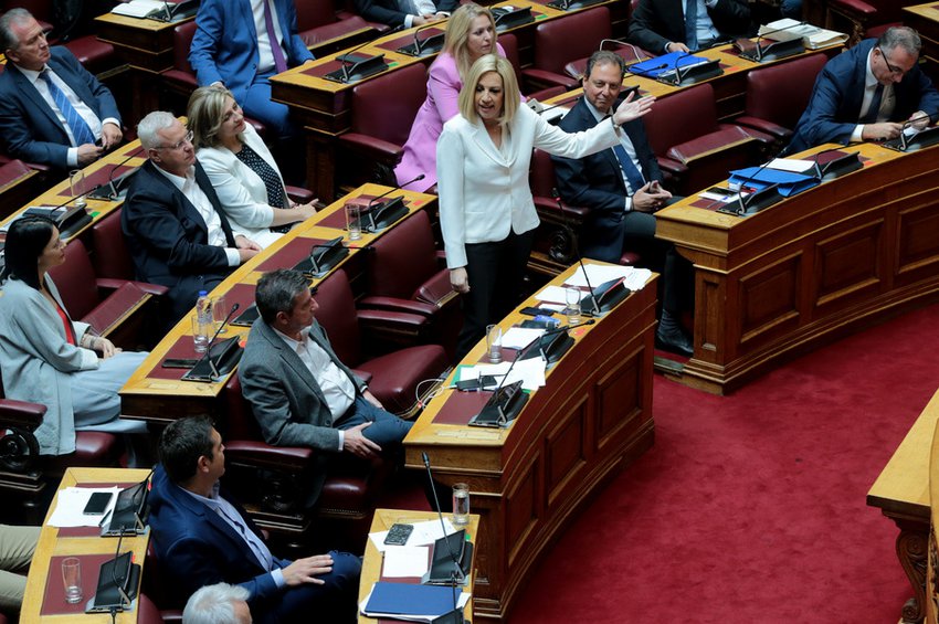 Γεννηματά στη Βουλή: «Θα σας πω εγώ τι είναι ντροπή κ. Τσίπρα»
