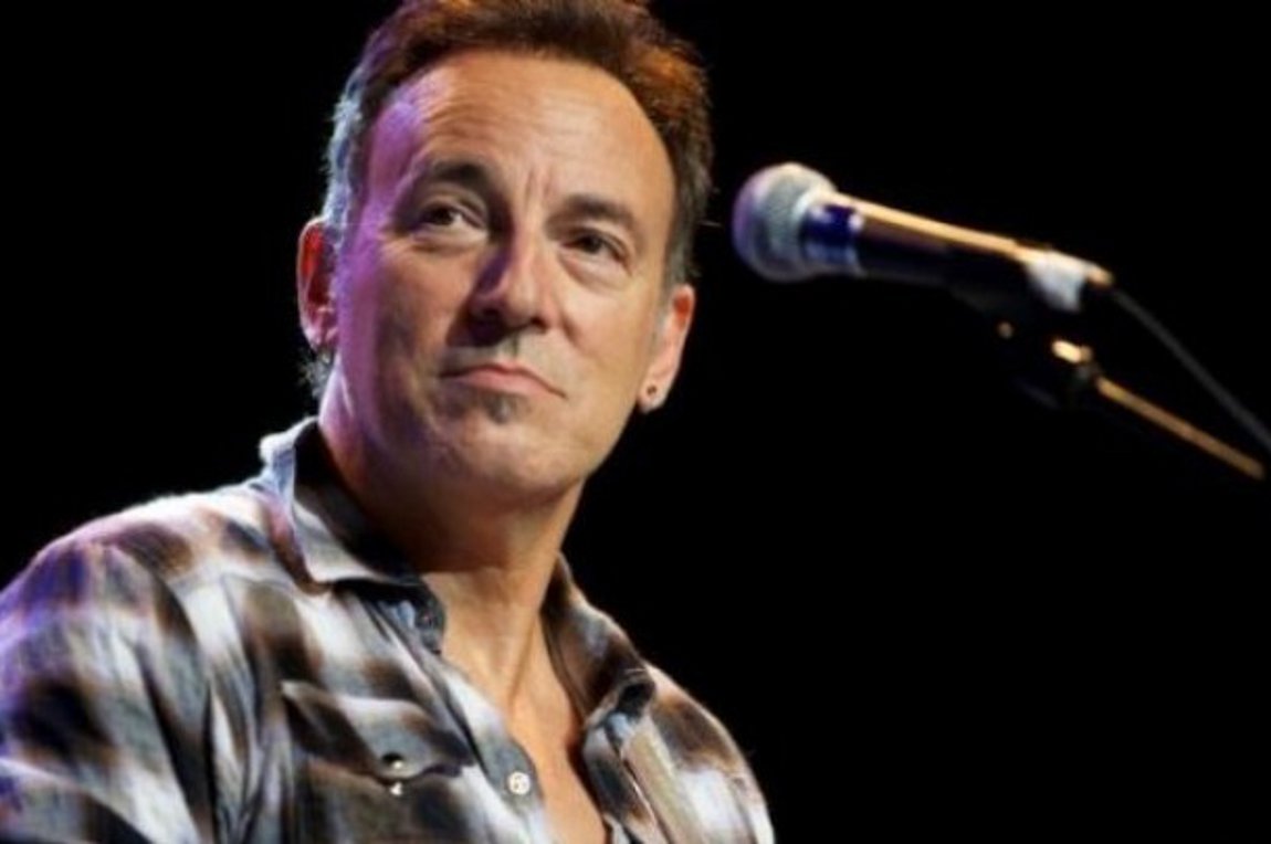 Το «Streets of Philadelphia», του 1999, από τον Μπρους Σπρίνγκστιν