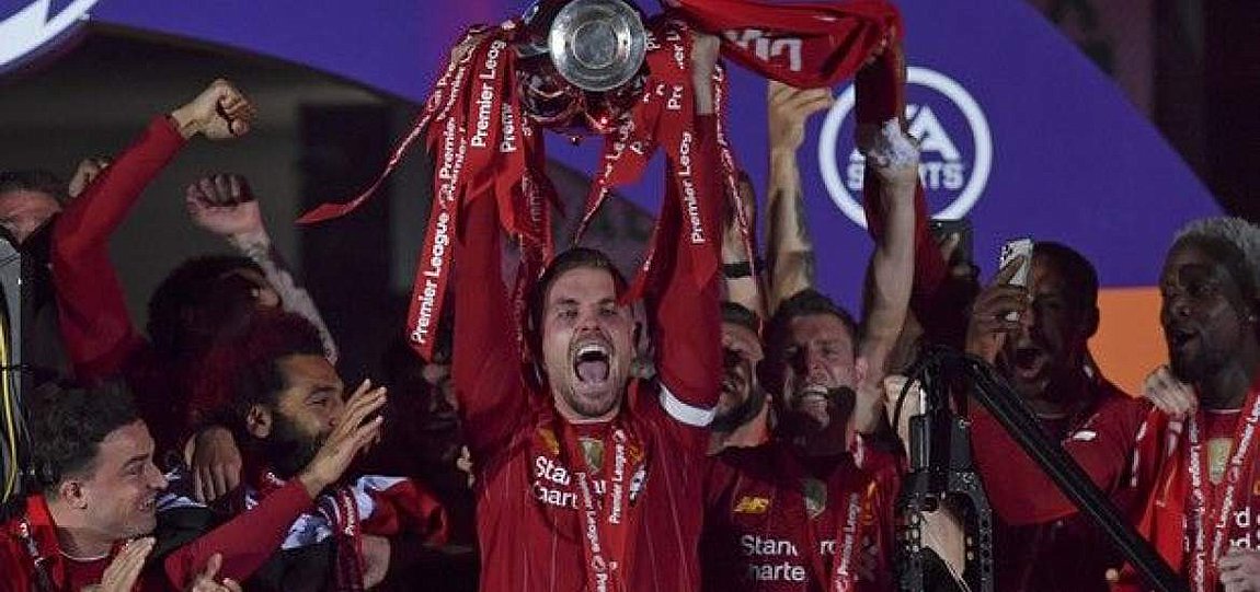 Στέψη με πεντάρα για τη Λίβερπουλ