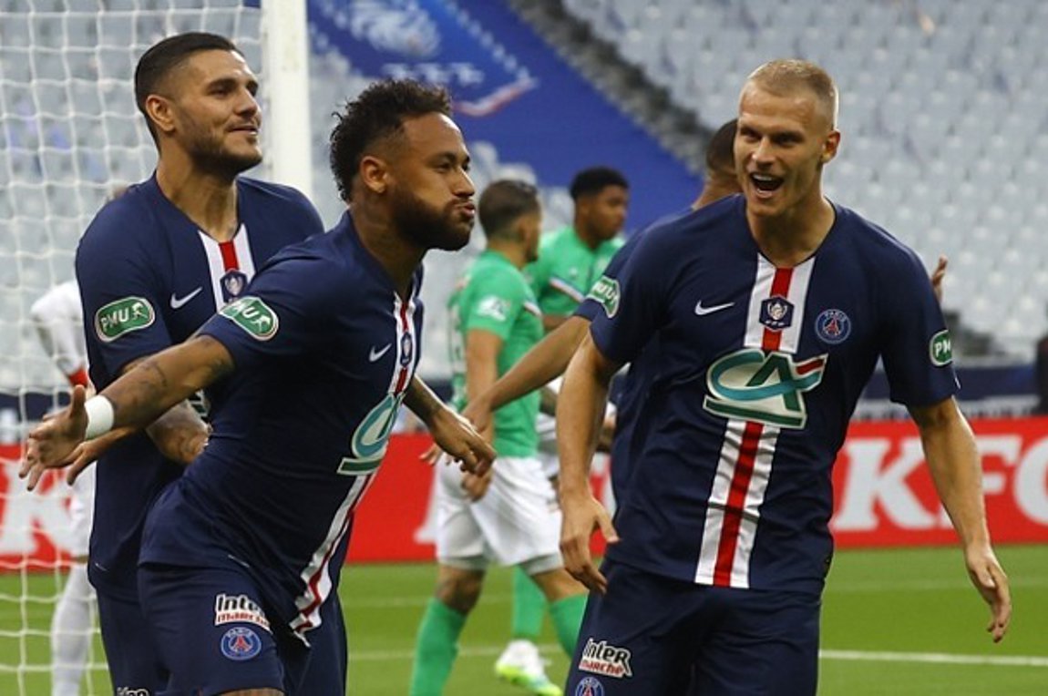 Απόλυτη κυρίαρχος και νταμπλούχος η Παρί