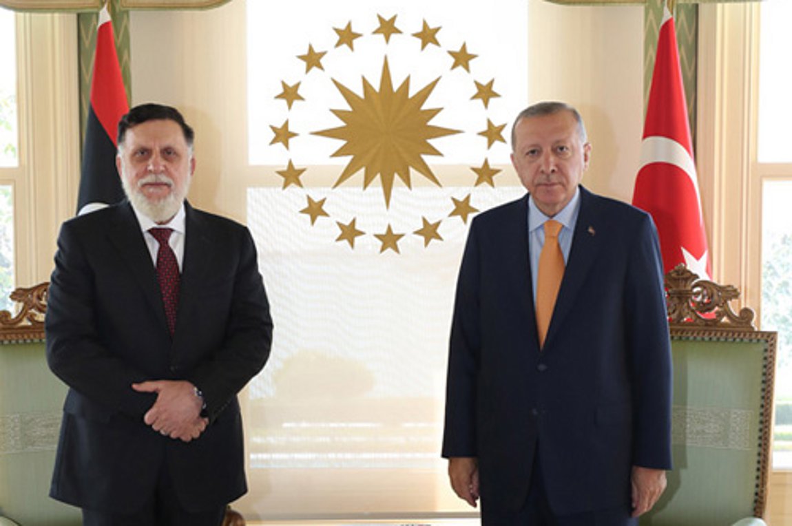 Κεκλεισμένων των θυρών συνάντηση Ερντογάν – Σάρατζ