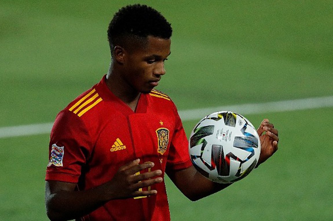 Tεσσάρα η Ισπανία με ρεκόρ Φατί – ΒΙΝΤΕΟ