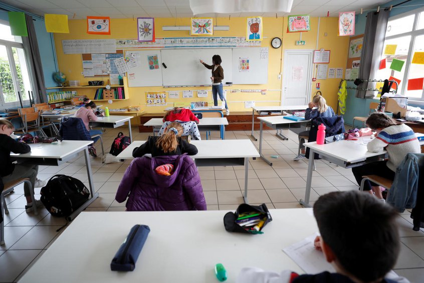 Ο κορωνοϊός κλείνει σχολεία στη Γαλλία