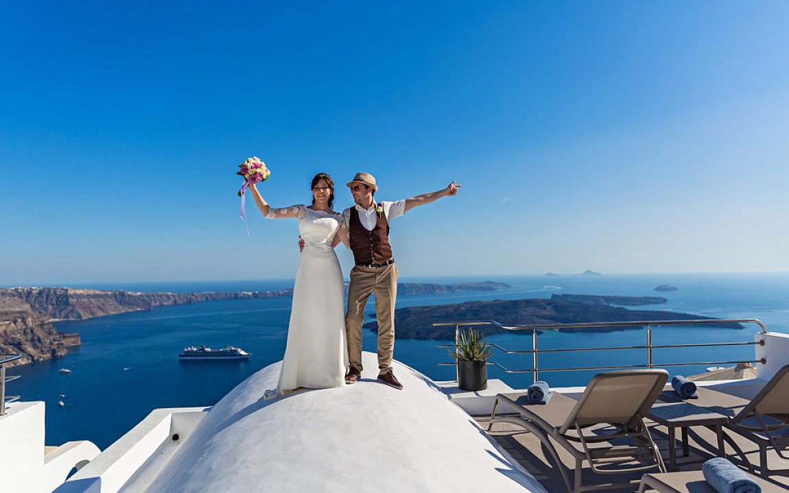 Η Ελλάδα ανάμεσα στους δημοφιλέστερους προορισμούς για γαμήλια ταξίδια