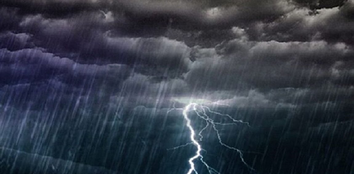 Έρχεται τις επόμενες ώρες η κακοκαιρία «Bοgdan»: Πού θα χτυπήσει με βροχές, καταιγίδες και χαλάζι 
