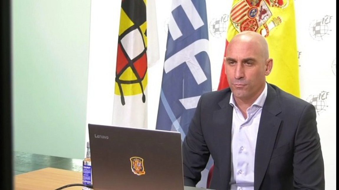 Επανεξέλεγη στην προεδρία ο Ρουμπιάλες