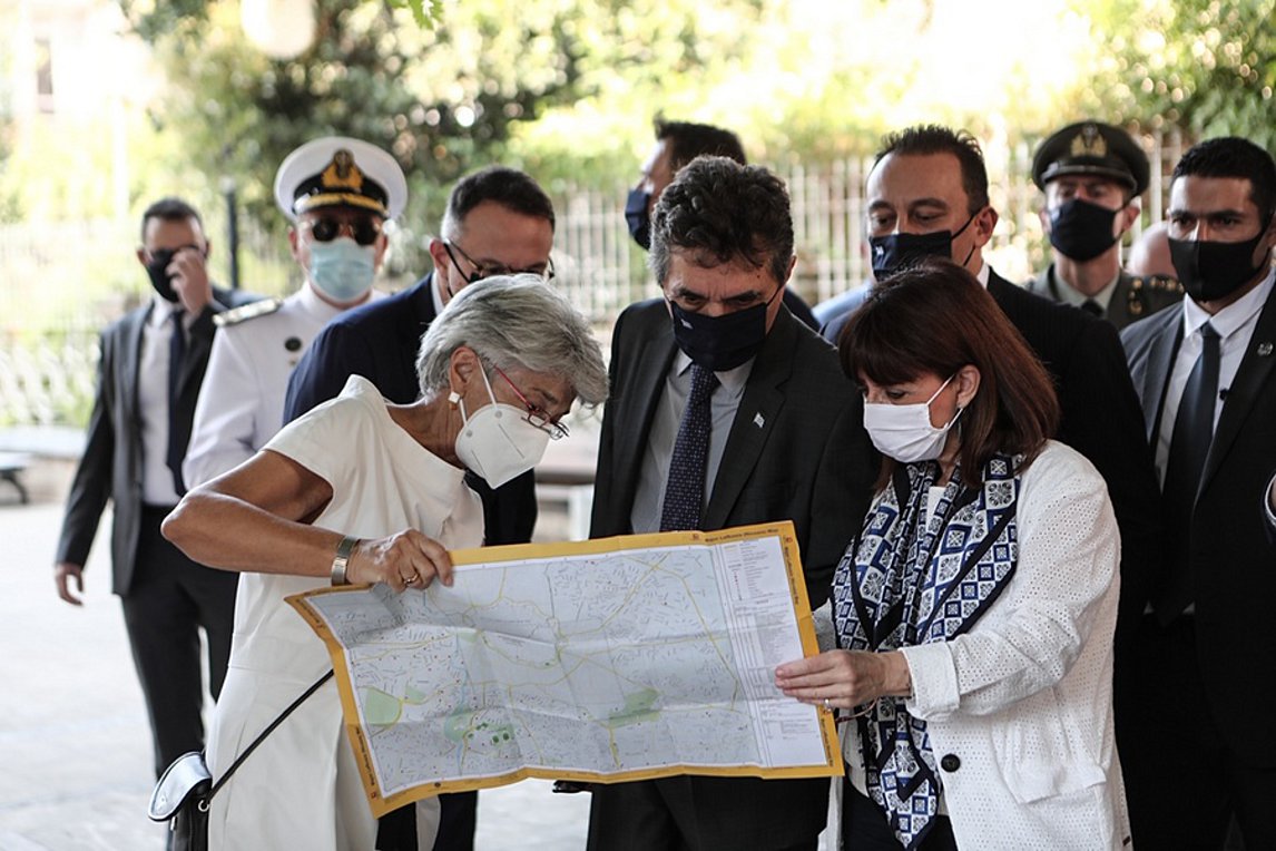 Κύπρος: Επίτιμη δημότης Πλατρών η Κ. Σακελλαροπούλου