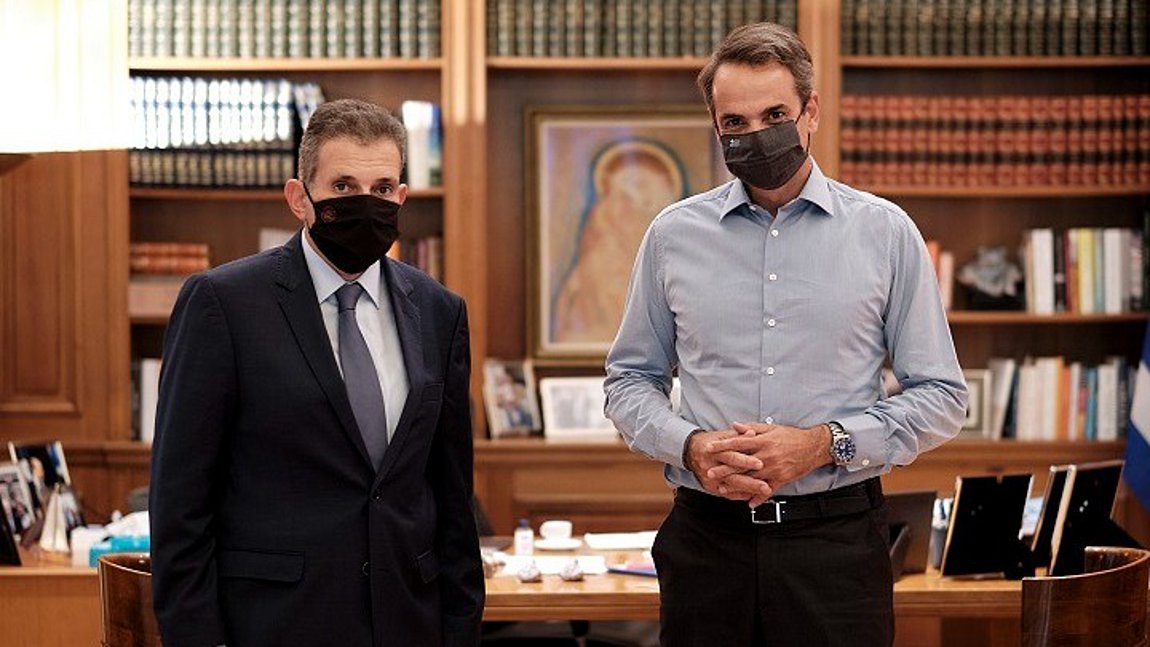 Συνάντηση του πρωθυπουργού με τον δήμαρχο Καλλιθέας