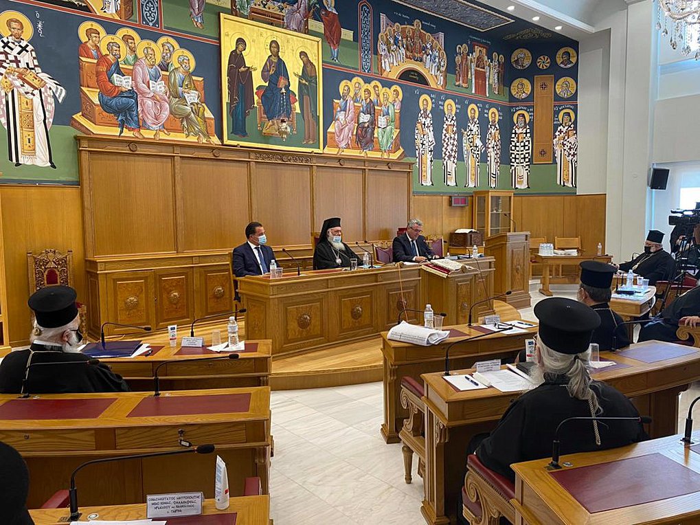 Επίσκεψη του υπουργού Ανάπτυξης στη Διαρκή Ιερά Σύνοδο