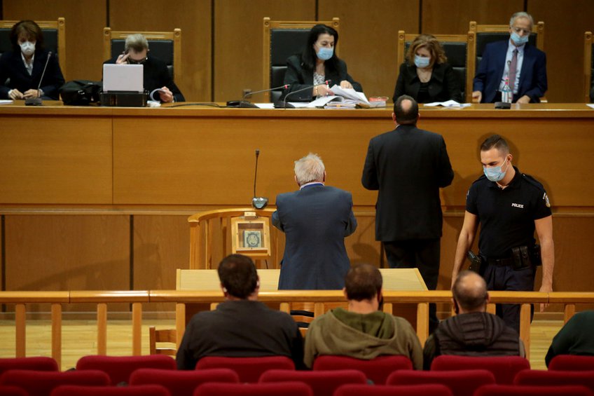Δίκη Χρυσής Αυγής: Δεν θα υποβάλει αίτημα αναστολής ο Ρουπακιάς - Στο δικαστήριο Μπαρμπαρούσης, Ματθαιόπουλος