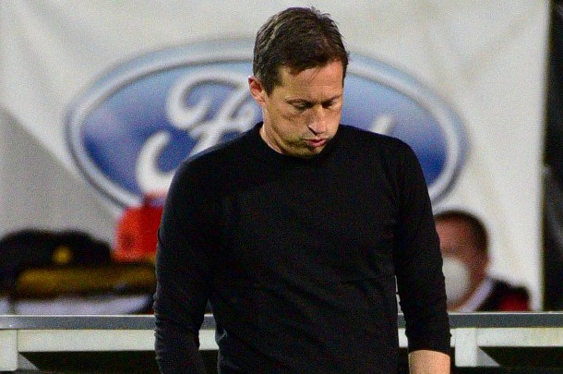 Σμιντ: Ο κορωνοϊός εξαπλώνεται στην Αϊντχόφεν ανεξέλεγκτα