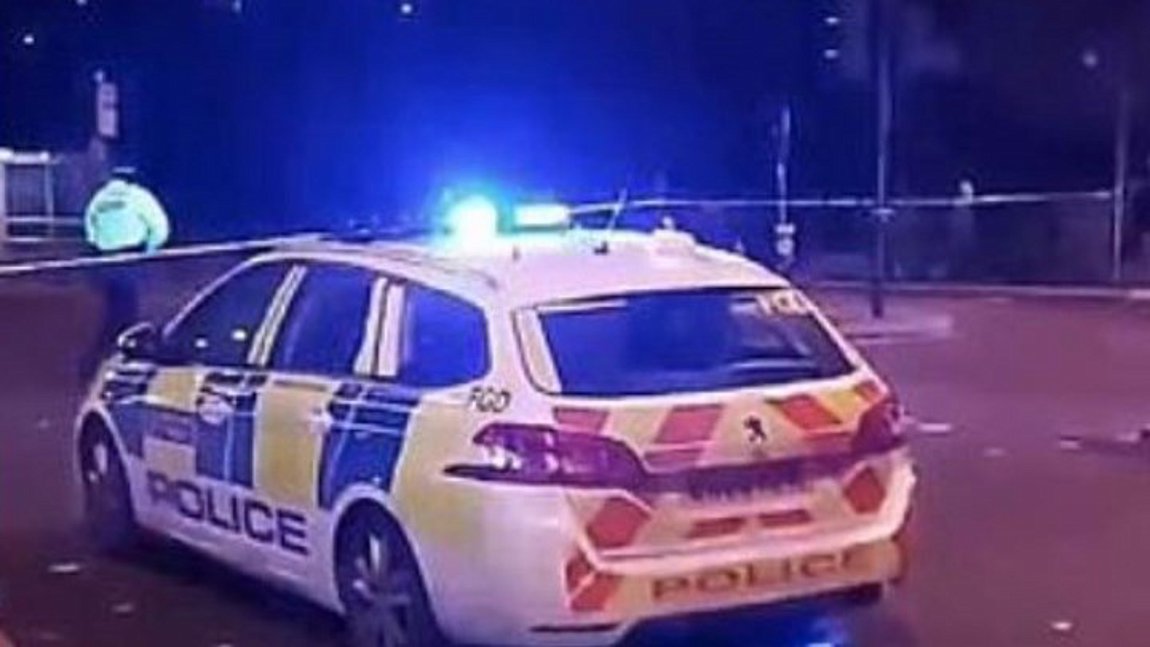 Βρετανία: Δύο αστυνομικοί μαχαιρώθηκαν στο κέντρο του Λονδίνου – Συνελήφθη ένας άνδρας