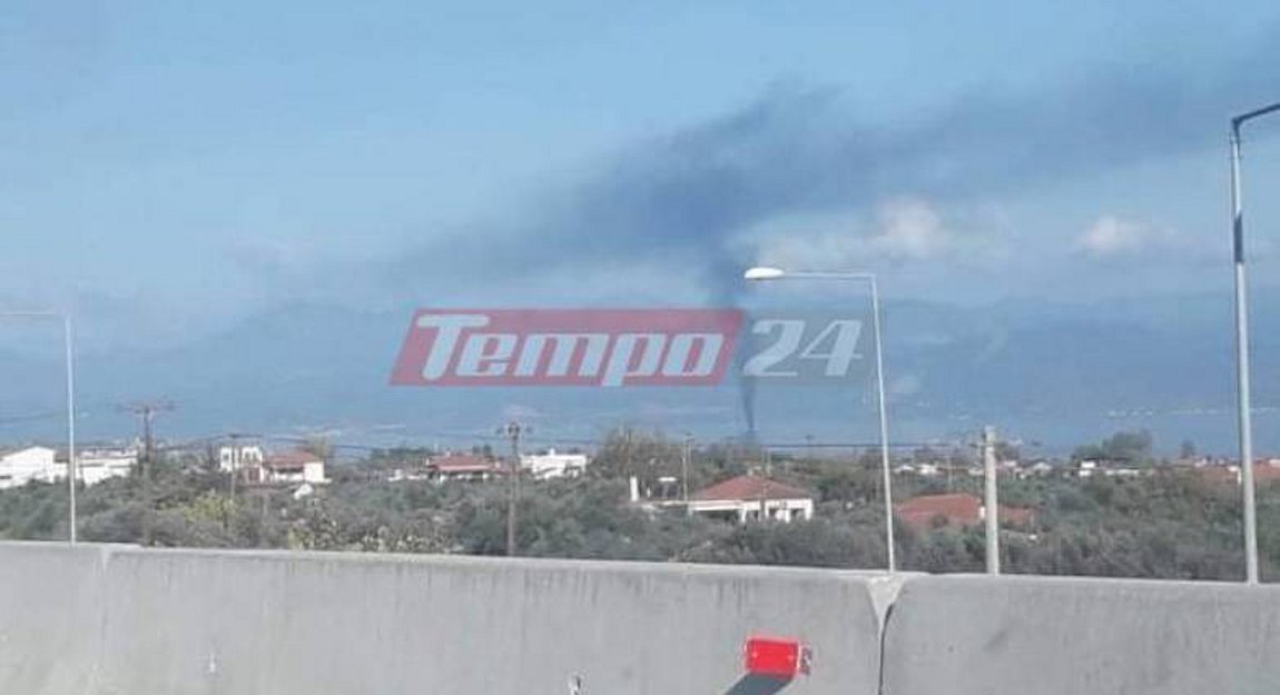 Φωτιά σε θαλαμηγό στη θαλάσσια περιοχή του Αιγίου