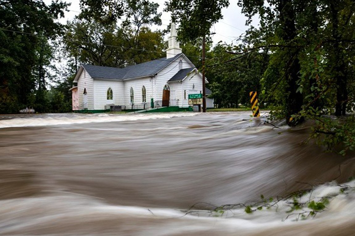 Πλημμύρες στις ΗΠΑ: Τουλάχιστον 7 νεκροί στη Βόρεια Καρολίνα