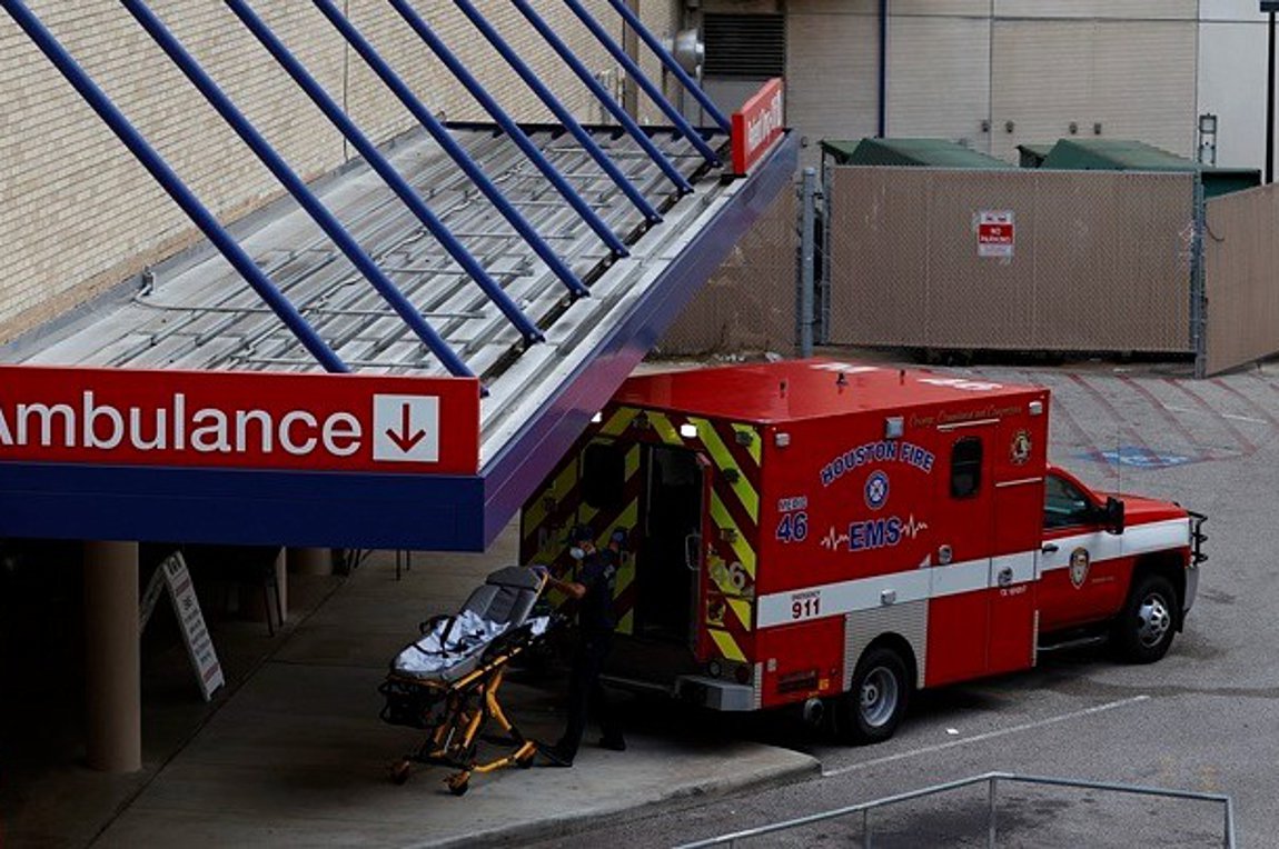 ΗΠΑ-Κορωνοϊός: Ξεπέρασαν τους 250.000 οι νεκροί