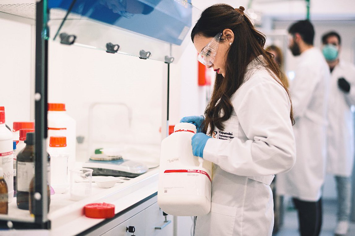 Φαρμακευτική: Η συναρπαστική επιστήμη του μέλλοντος