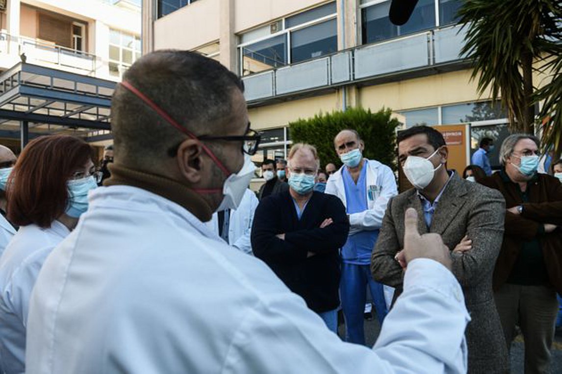 Τσίπρας σε γιατρούς: Καμία δικαιολογία να μην ενισχυθεί το ΕΣΥ, μονάχα ιδεοληψία