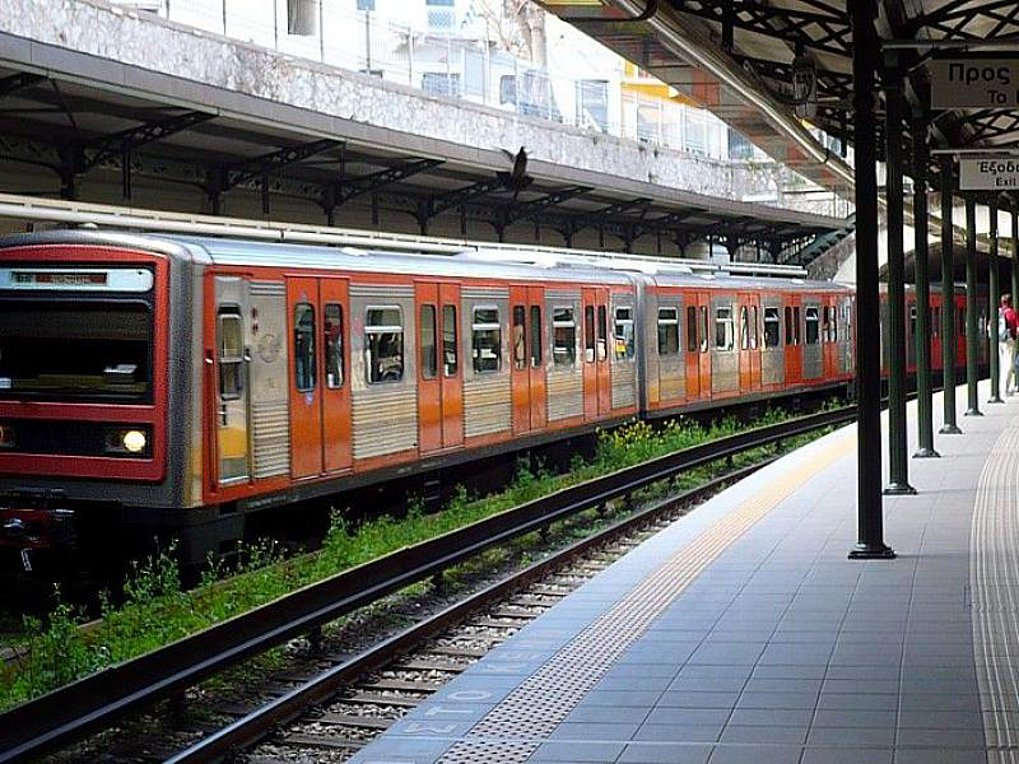 Άνδρας έπεσε στις γραμμές του ΗΣΑΠ στα Άνω Πατήσια