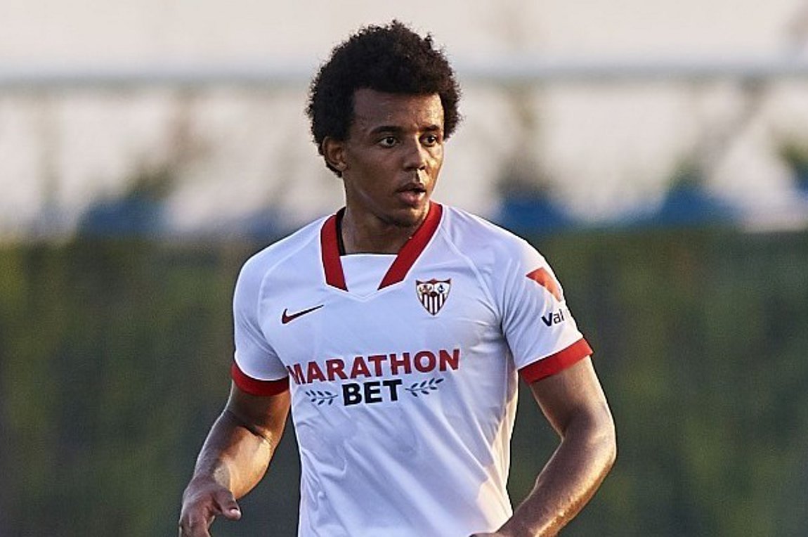 Ο Κουντέ υπογράφει νέο συμβόλαιο στη Σεβίλλη με ρήτρα 150 εκατ. ευρώ