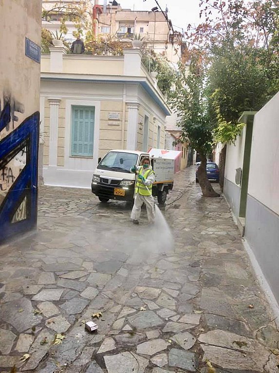 Καθαριότητα και απολύμανση σε Μεταξουργείο-Ψυρρή-Κεραμεικό από τον Δήμο Αθηναίων