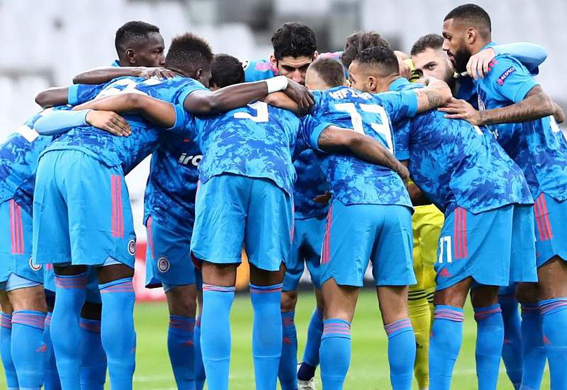 Κοντά σε ανανέωση με τρεις ο Ολυμπιακός