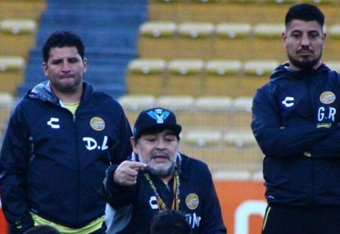 «Καίει» τους γιατρούς η εισαγγελική έρευνα για τον θάνατο του Μαραντόνα