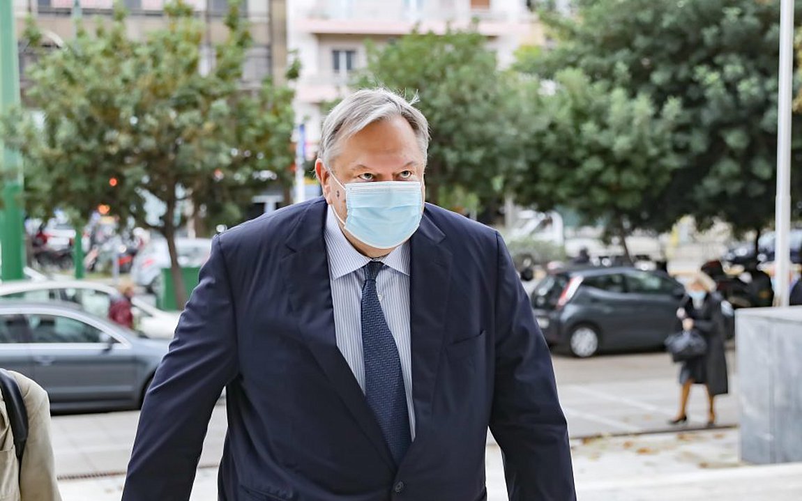 Novartis-Παπαγγελόπουλος: Τρίωρη κατάθεση Βενιζέλου – Ακολουθεί ο Λοβέρδος τη Δευτέρα