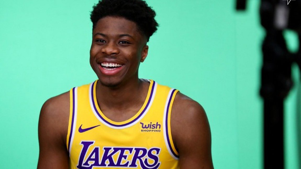 Με Αντετοκούνμπο νίκησαν οι Λέικερς τους Κλίπερς