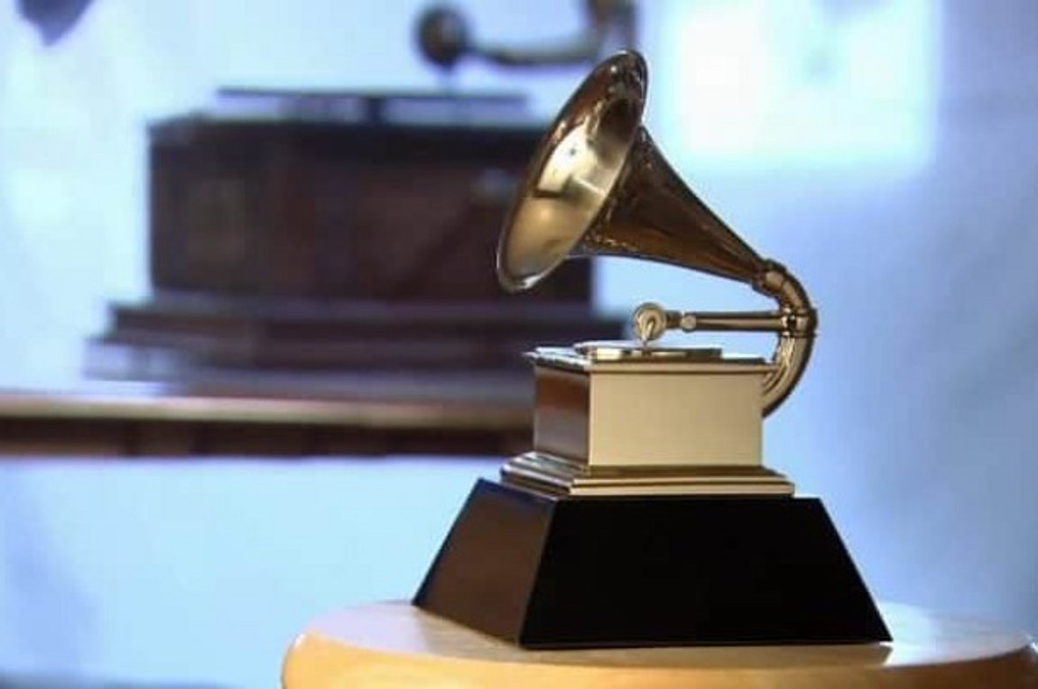 Τρεις υποψήφιοι για Grammy αποσύρουν τις υποψηφιότητες