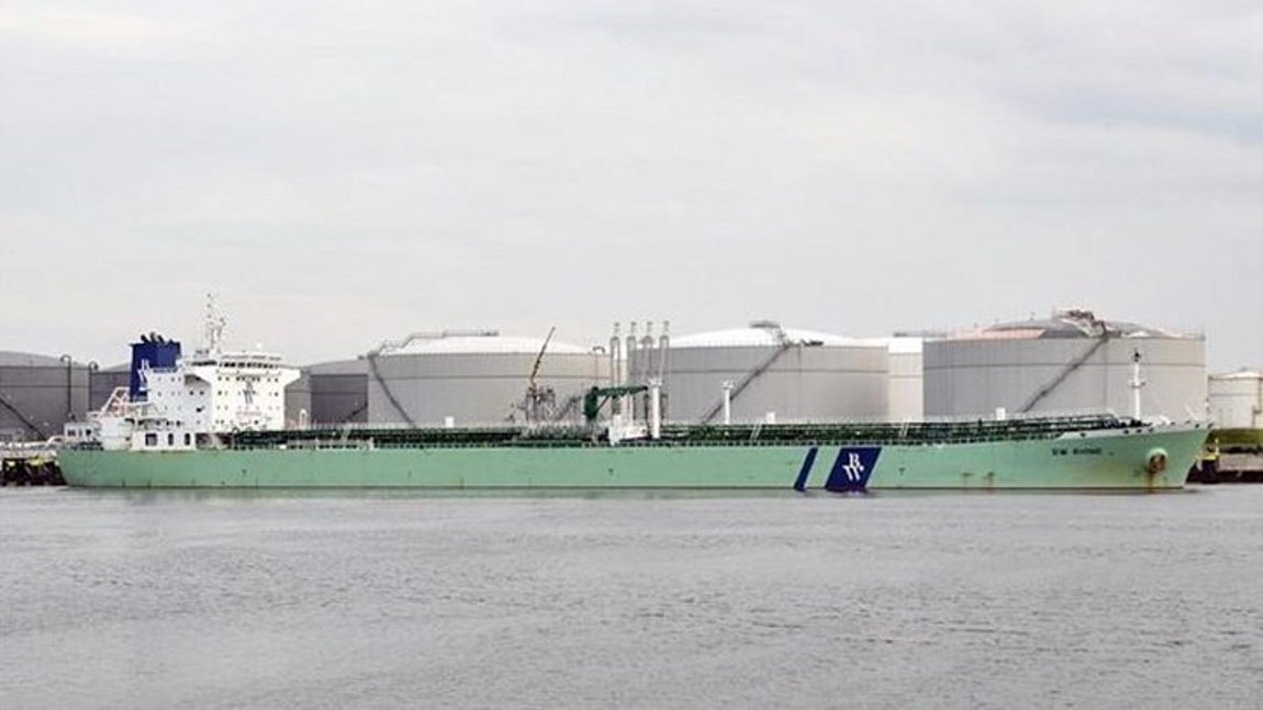 Σ. Αραβία: «Εξωτερικής προέλευσης» έκρηξη σε πετρελαιοφόρο στο λιμάνι της Τζέντα